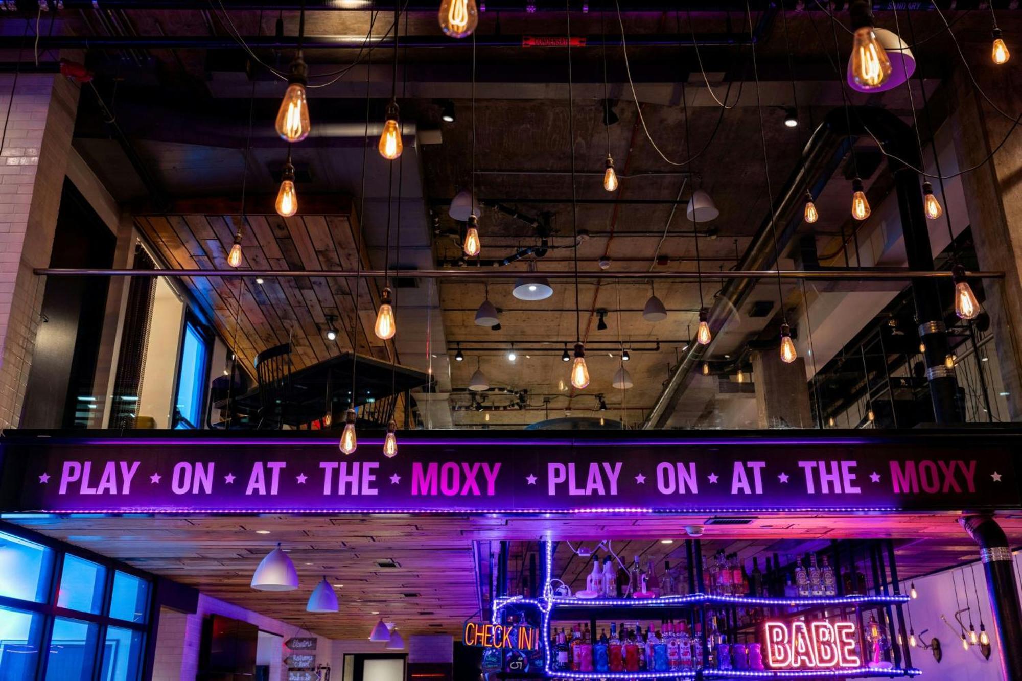 Moxy Washington, Dc Downtown Hotel