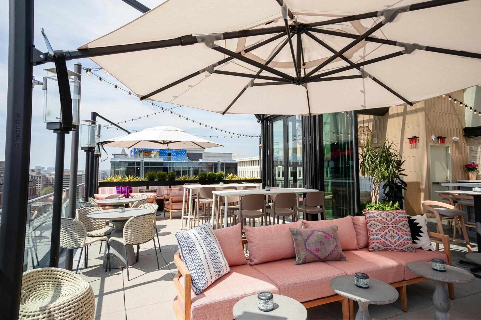 Hotel Moxy Washington, Dc Downtown 3*
