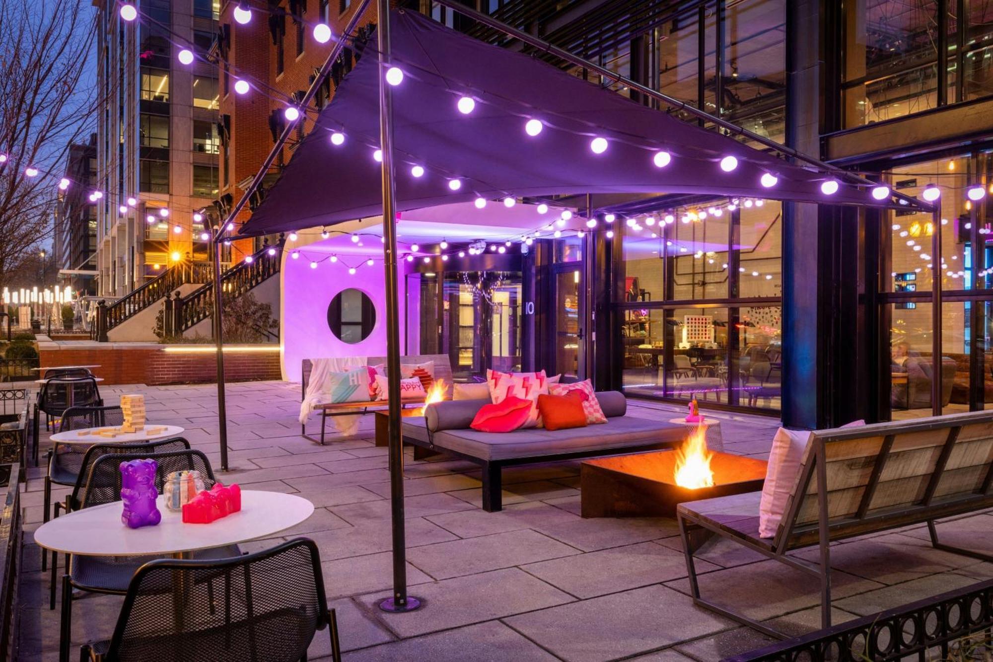 Hotel Moxy Washington, Dc Downtown Washington