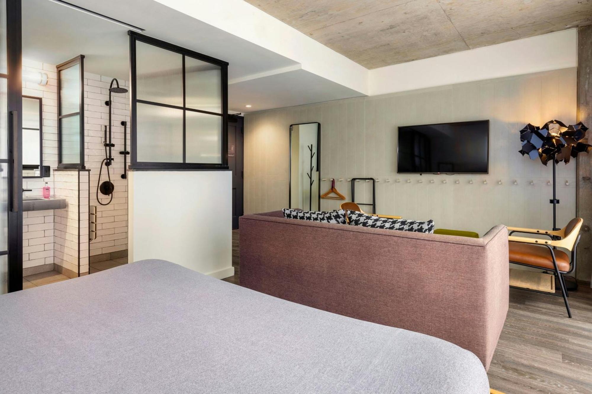 Moxy Washington, Dc Downtown Hotel 3*