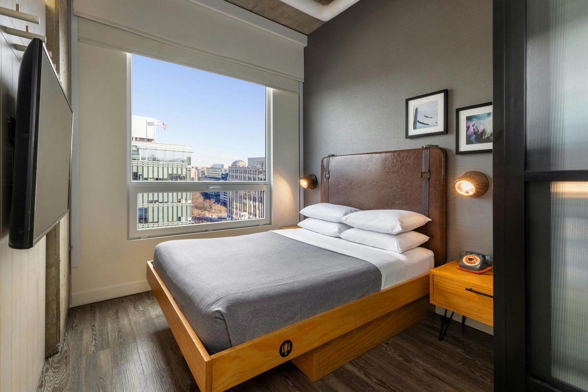 Hotel Moxy Washington, Dc Downtown